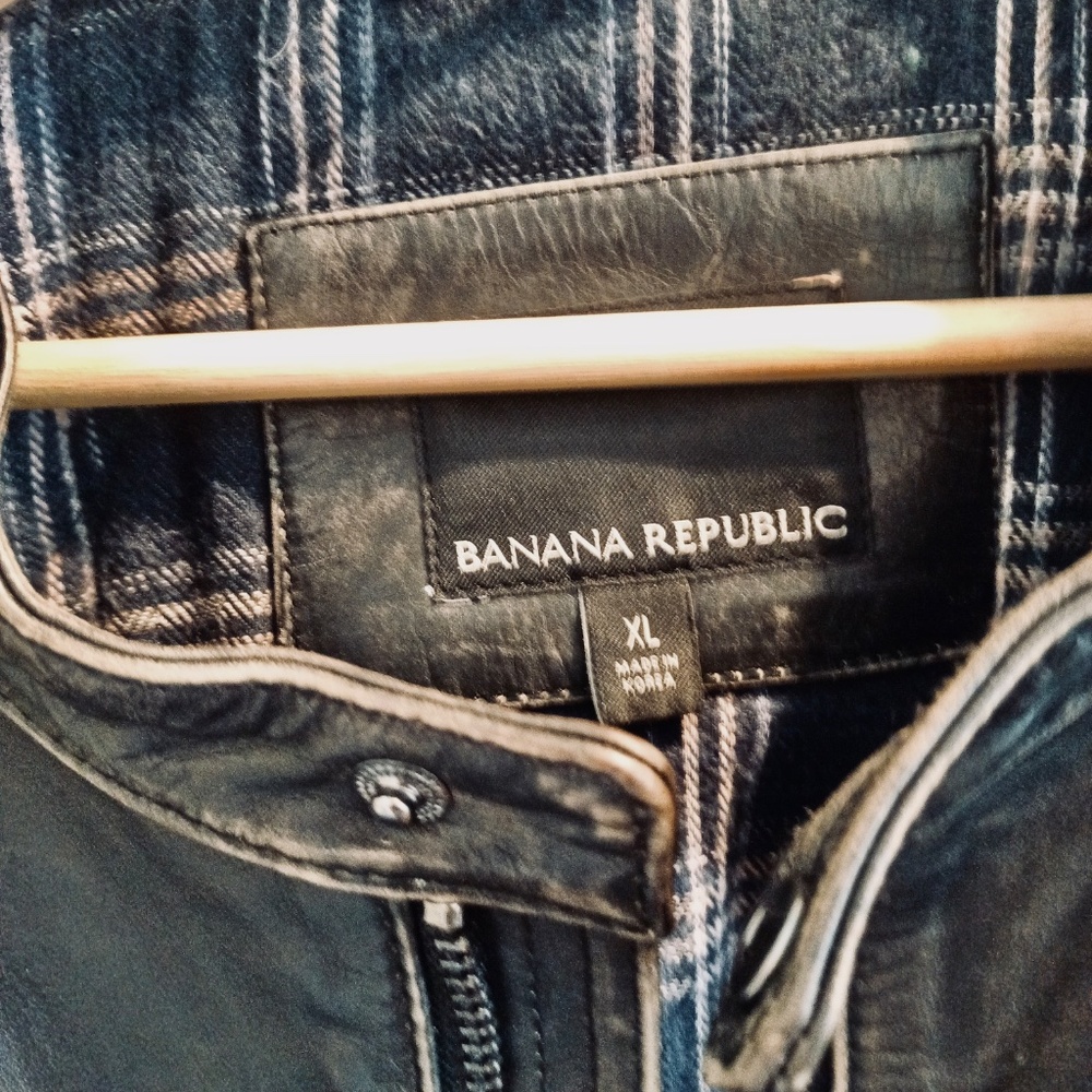 Banana Republic Men's Leather Jacket - Picture 4 of 8